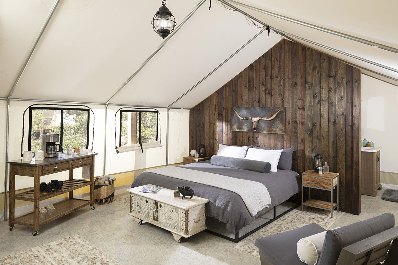 Inside Draco: king bed and handcrafted details