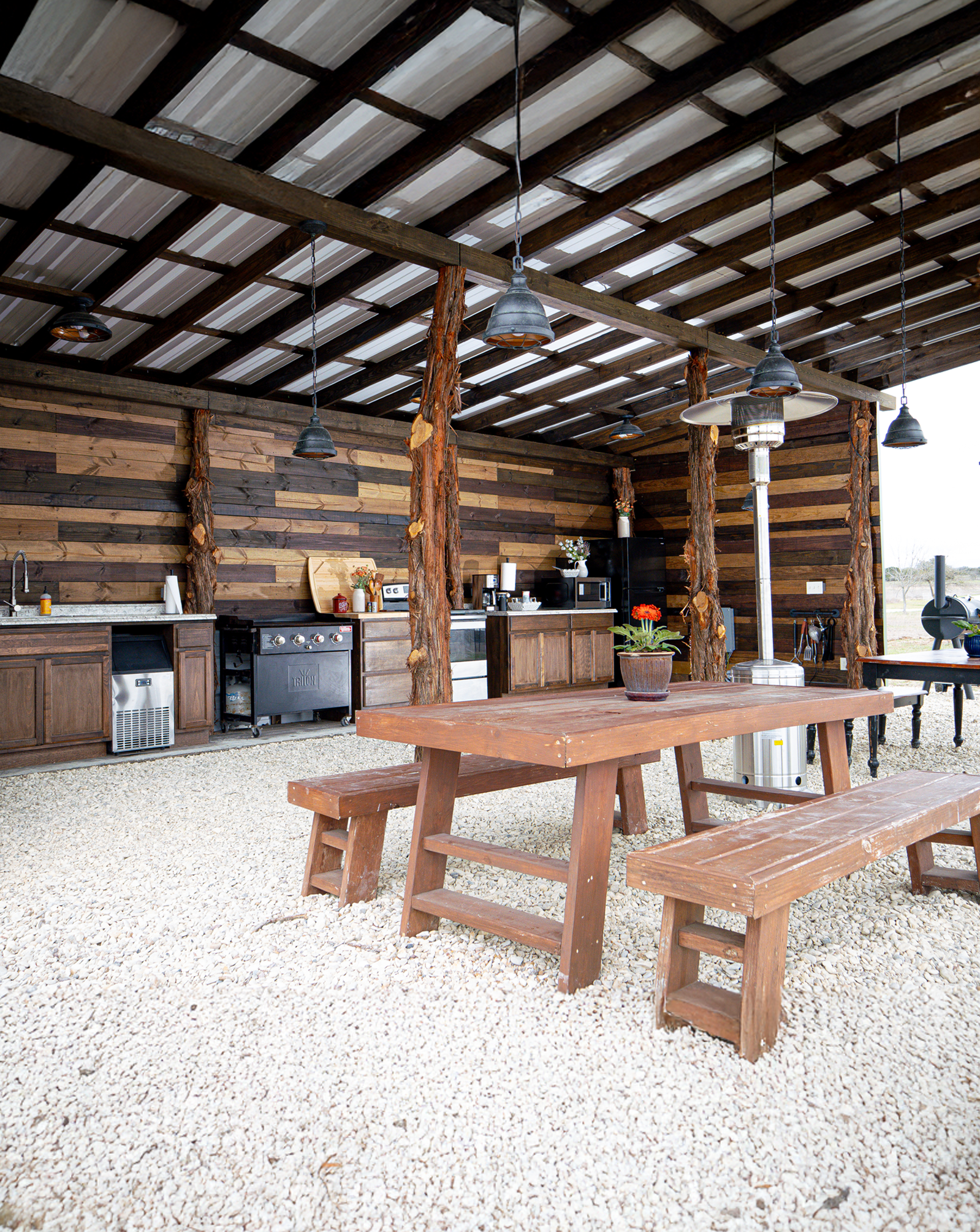 Communal <br> Kitchen